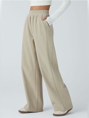 Halara High Waisted Pocket Straight Leg Mop Corduroy Pants size Small Tall NWT